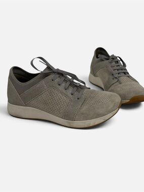 Dansko Cozette Sneakers Light Gray Suede Lace Up Shoes Women’s Size 37 US 6.5-7